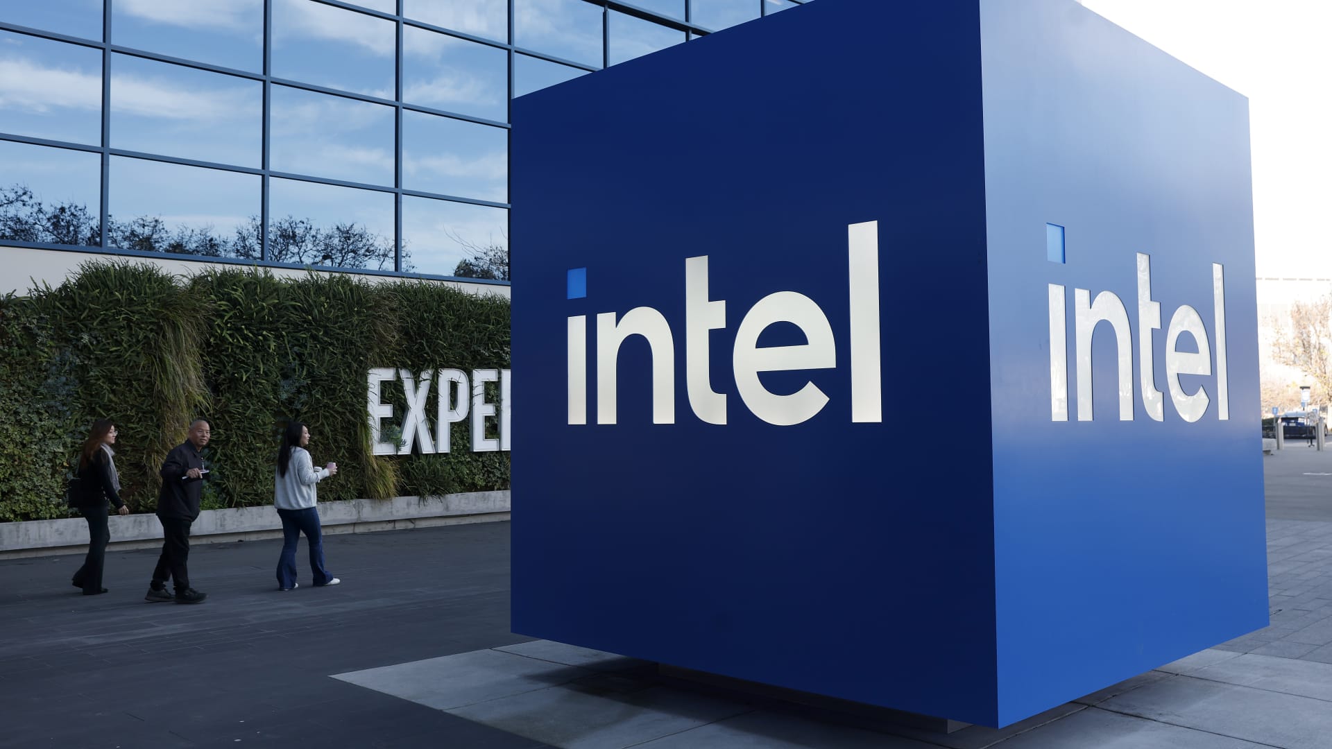 INTC, T, LRN, ELV, TXT & more