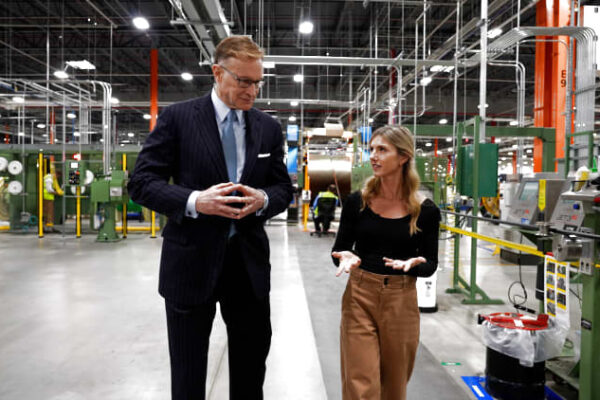 Apple supplier Corning wins  billion from Meta for AI optical fiber