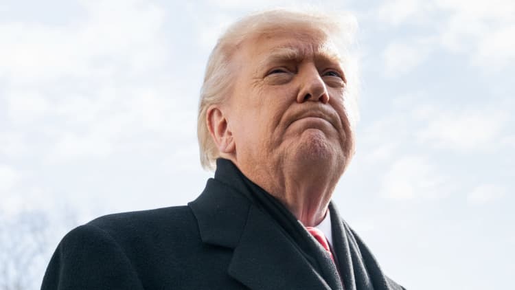 Salesforce employees call on CEO Benioff to cancel ICE ‘opportunities’