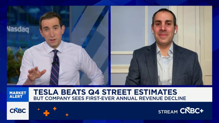 Musk’s  billion spending plan signals ‘Tesla of yesterday is gone’