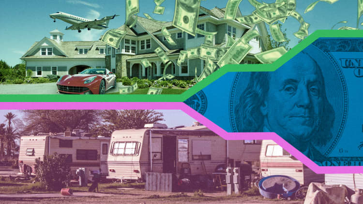 Why Americans feel so bad about a growing economy