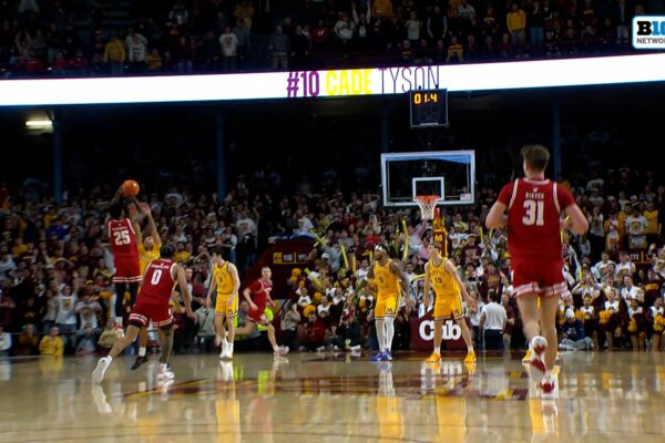 Wisconsin’s John Blackwell makes game-winning 3-pointer at buzzer to defeat Minnesota