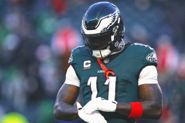 A.J. Brown, Nick Sirianni Have Heated Moment During 49ers-Eagles