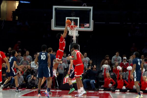 Amare Bynum hits Taison Chatman for dunk, extending Ohio State's lead over Penn State