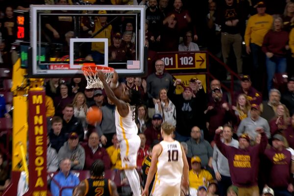 Minnesota's Langston Reynolds steals and finishes dunk against USC