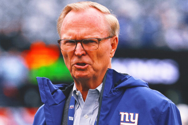 Giants Owner John Mara Gets Game Ball After Win vs. Cowboys Amid Cancer Battle