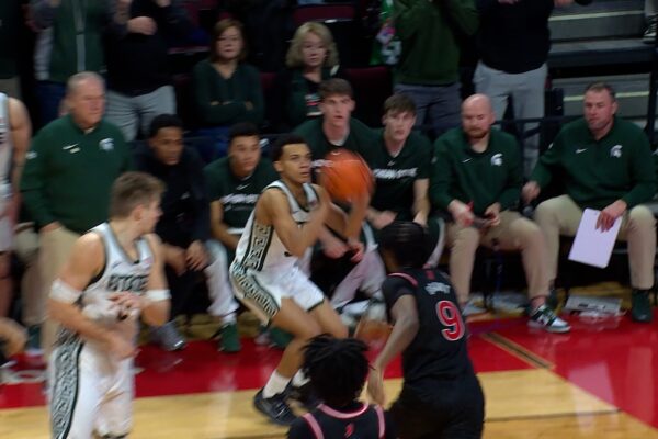 Michigan State's Divine Ugochukwu drains CLUTCH 3-pointer to help send game to OT against Rutgers