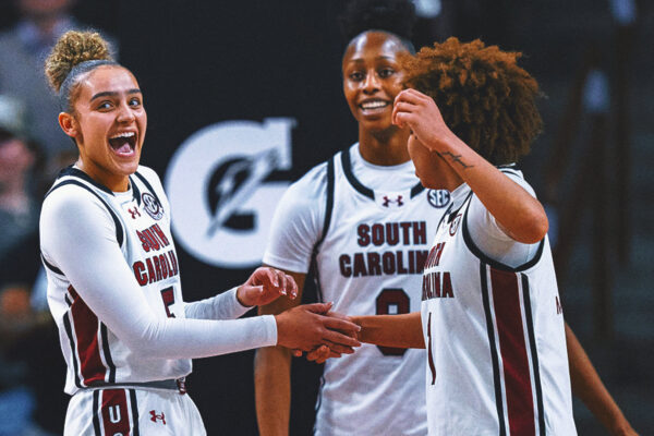 South Carolina Ends Vanderbilt’s Undefeated Season