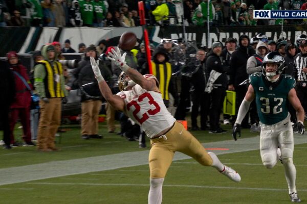 Jauan Jennings finds Christian McCaffrey for 29-yard TRICK-PLAY TD, giving 49ers lead over Eagles | NFL Highlights