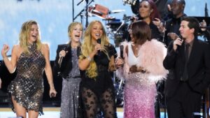 Mariah Carey’s secret grunge album part of tribute at MusiCares event