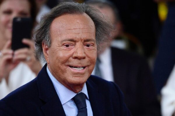 Spanish prosecutors studying allegations of sexual assault by singer Julio Iglesias