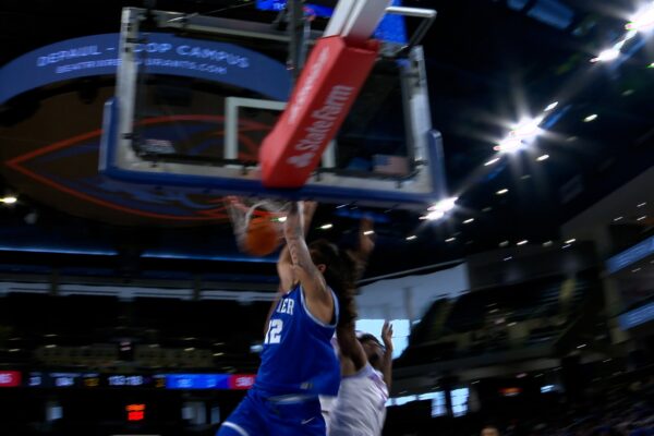 Xavier's Tre Carroll drives baseline for STRONG poster finish vs. DePaul