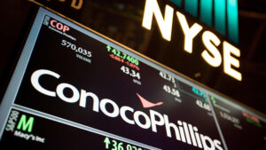 Top Wall Street analysts recommend these stocks for consistent income