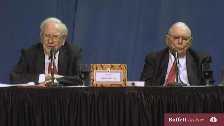 Berkshire Hathaway outperforms this week as tech stocks sink