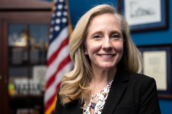 Democrats pick Gov. Spanberger to give State of the Union rebuttal