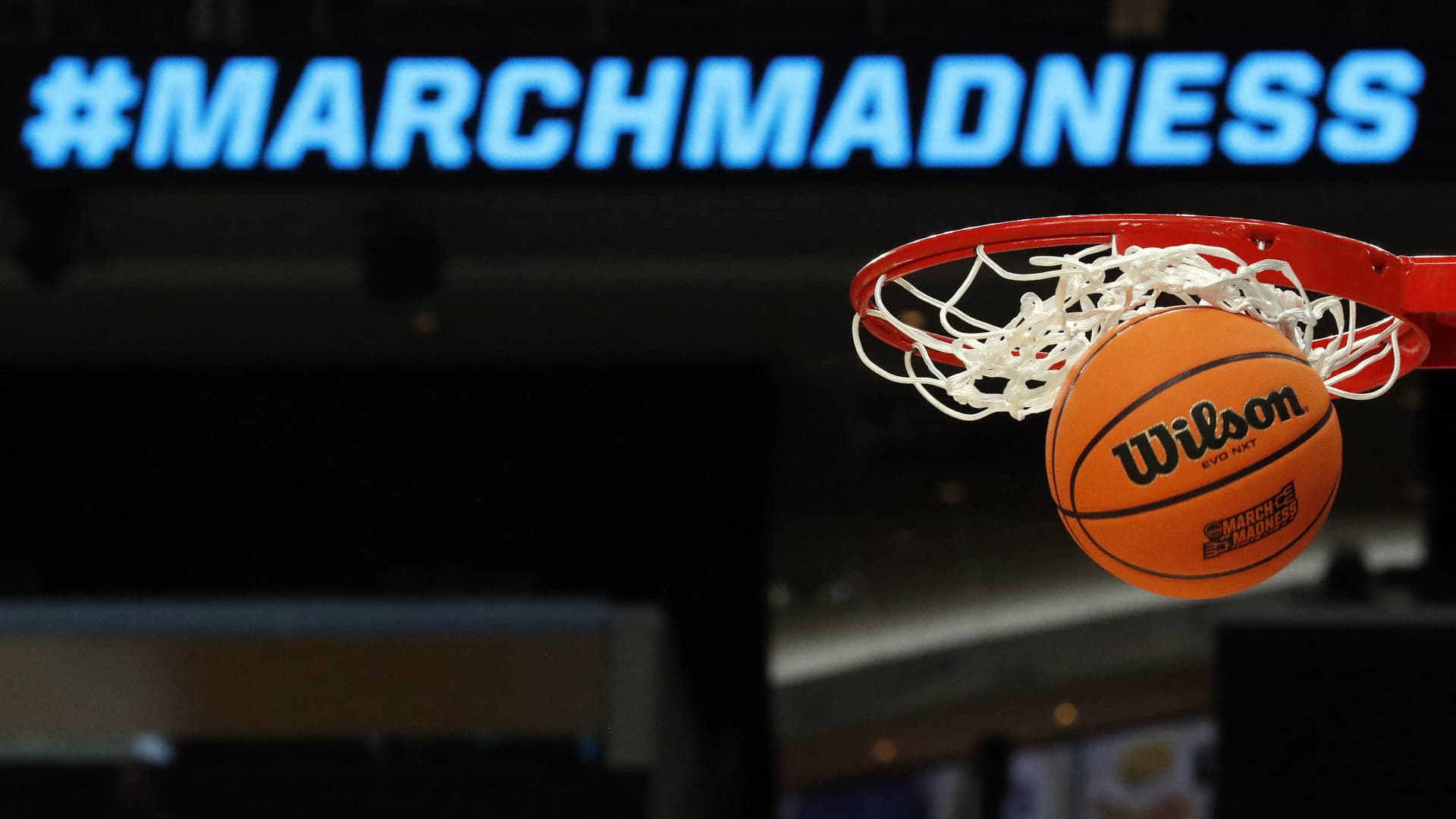 Prediction markets head into basketball season after Super Bowl high