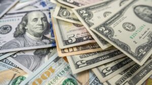 How To Start Investing With Just  Using Micro-Investing Apps