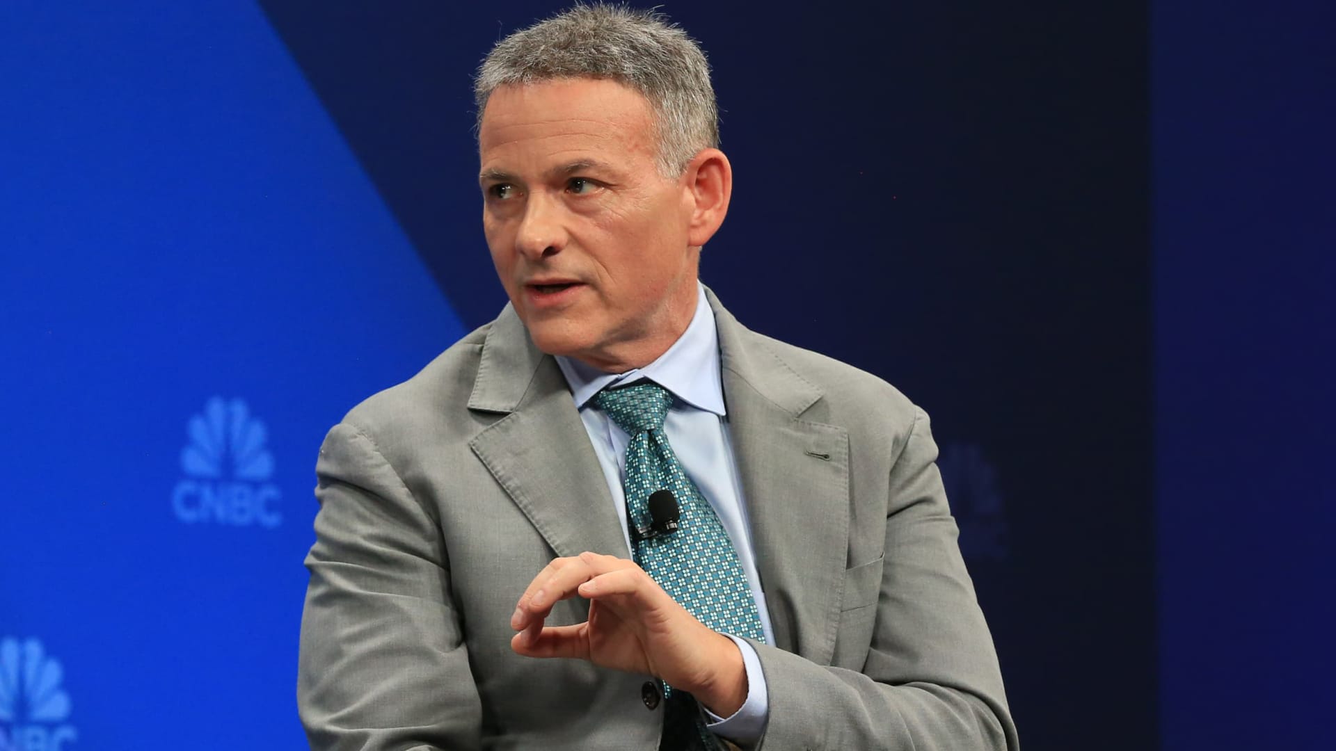 The value investor shuns AI