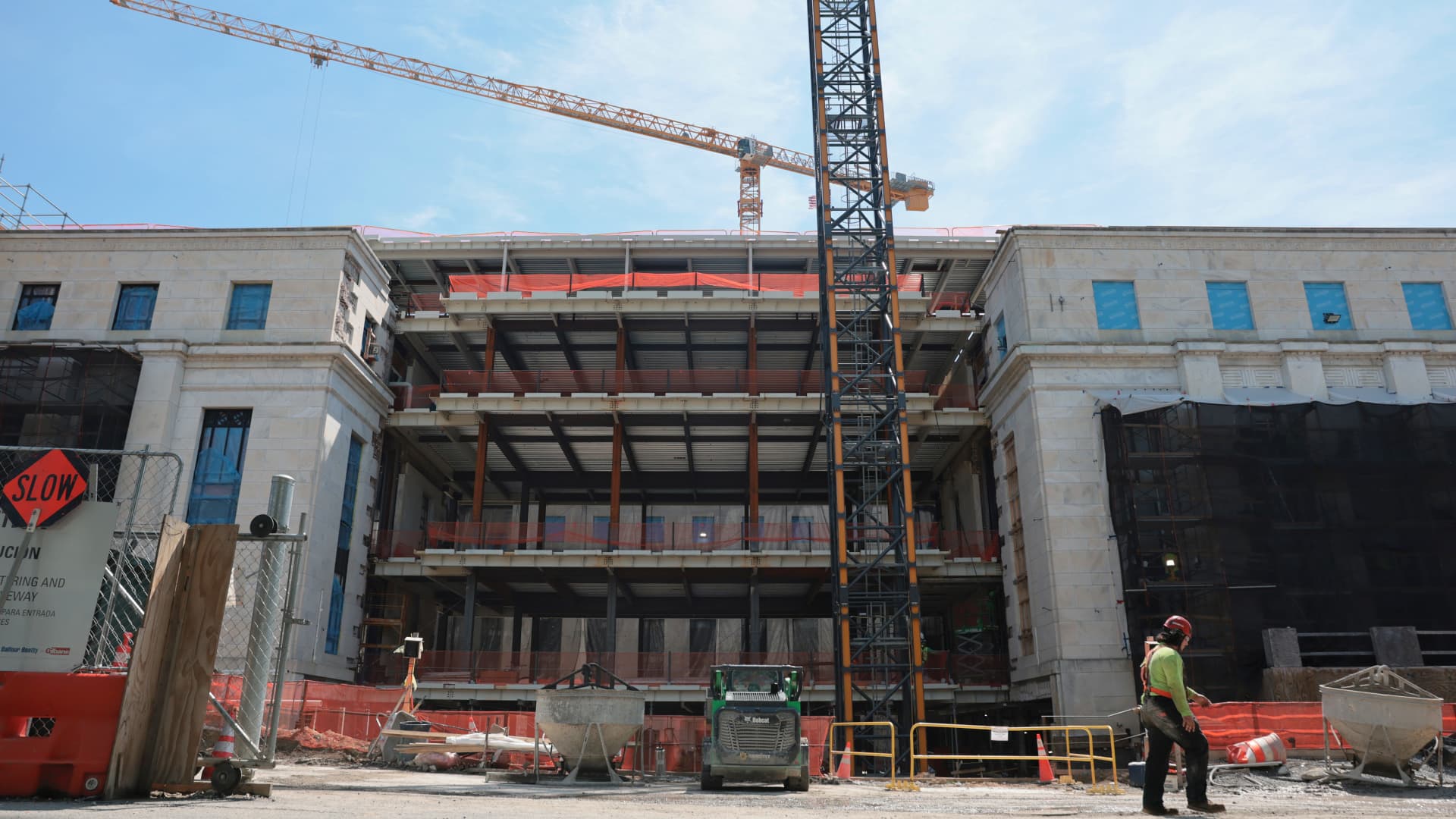 Positive day for U.S. and European markets amid Fed minutes and ECB developments