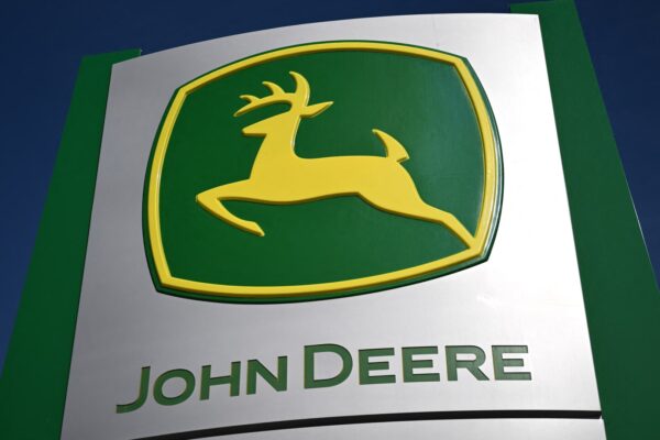 This week’s most overbought stocks include Deere and Quanta Services