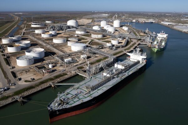 Oil prices jump on report U.S.-Iran nuclear talks are collapsing