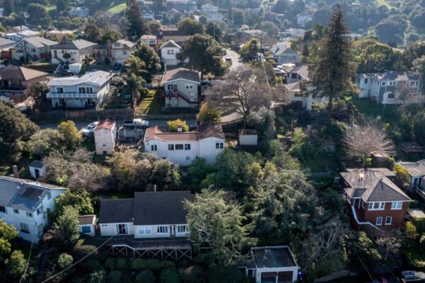 FHA mortgage demand rises as borrowers face affordability challenges