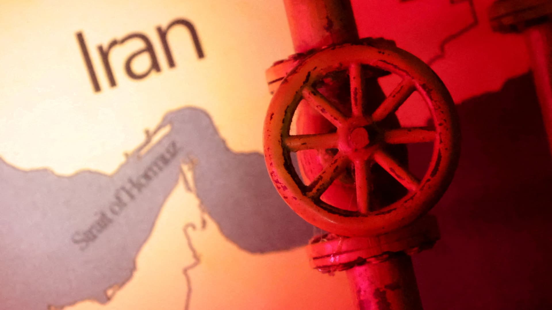 Oil prices fall as Iran sees progress in nuclear talks with U.S.