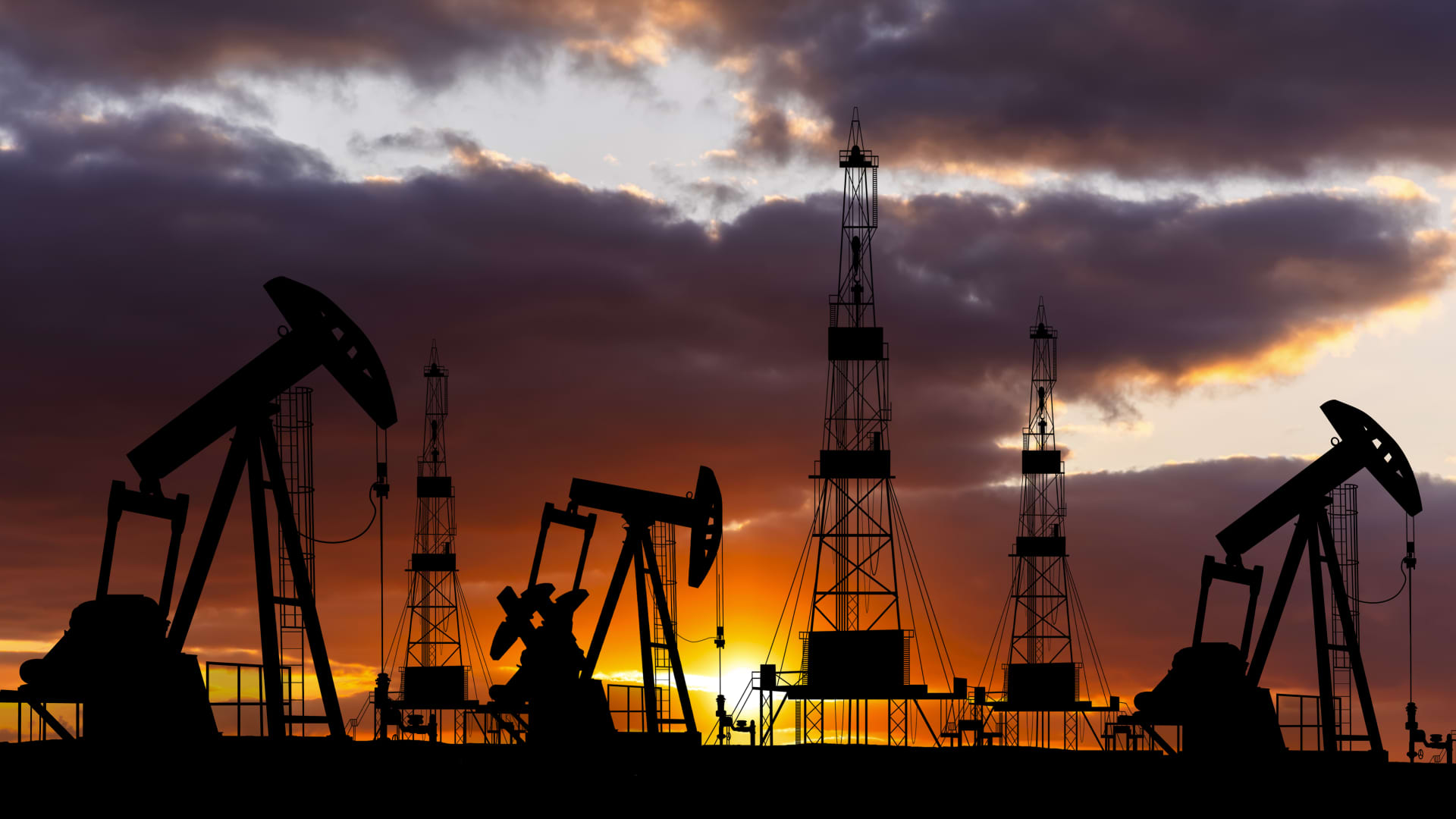 Oil slides as Trump signals Iran talks, easing supply shock fears