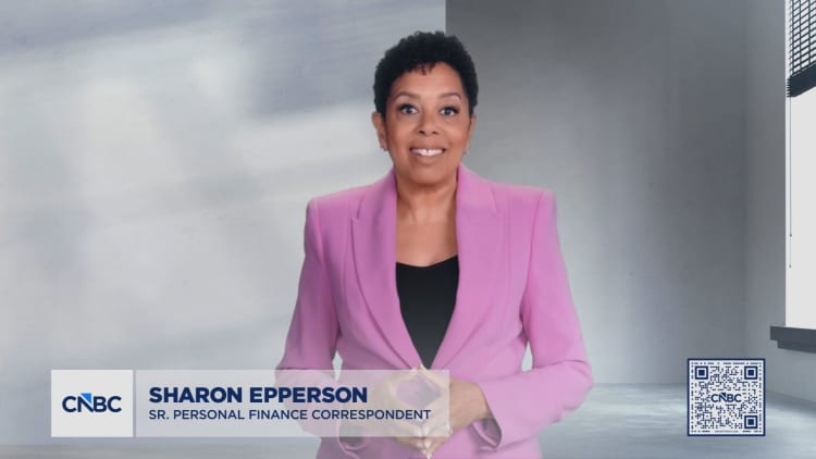 Home sellers start getting lower prices at 70, research shows