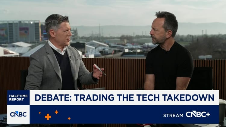 Databricks completes  billion funding round with  billion in debt