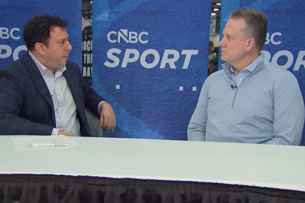 NFL to discuss live game rights with new media partners