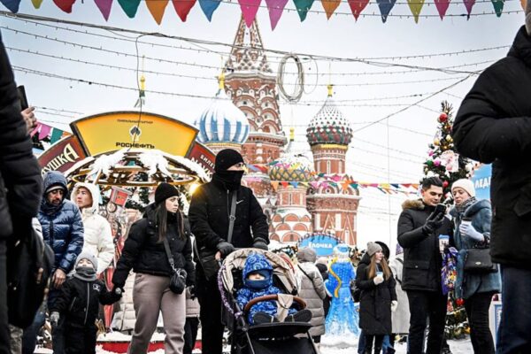 Russia blocks WhatsApp as messaging app crackdown