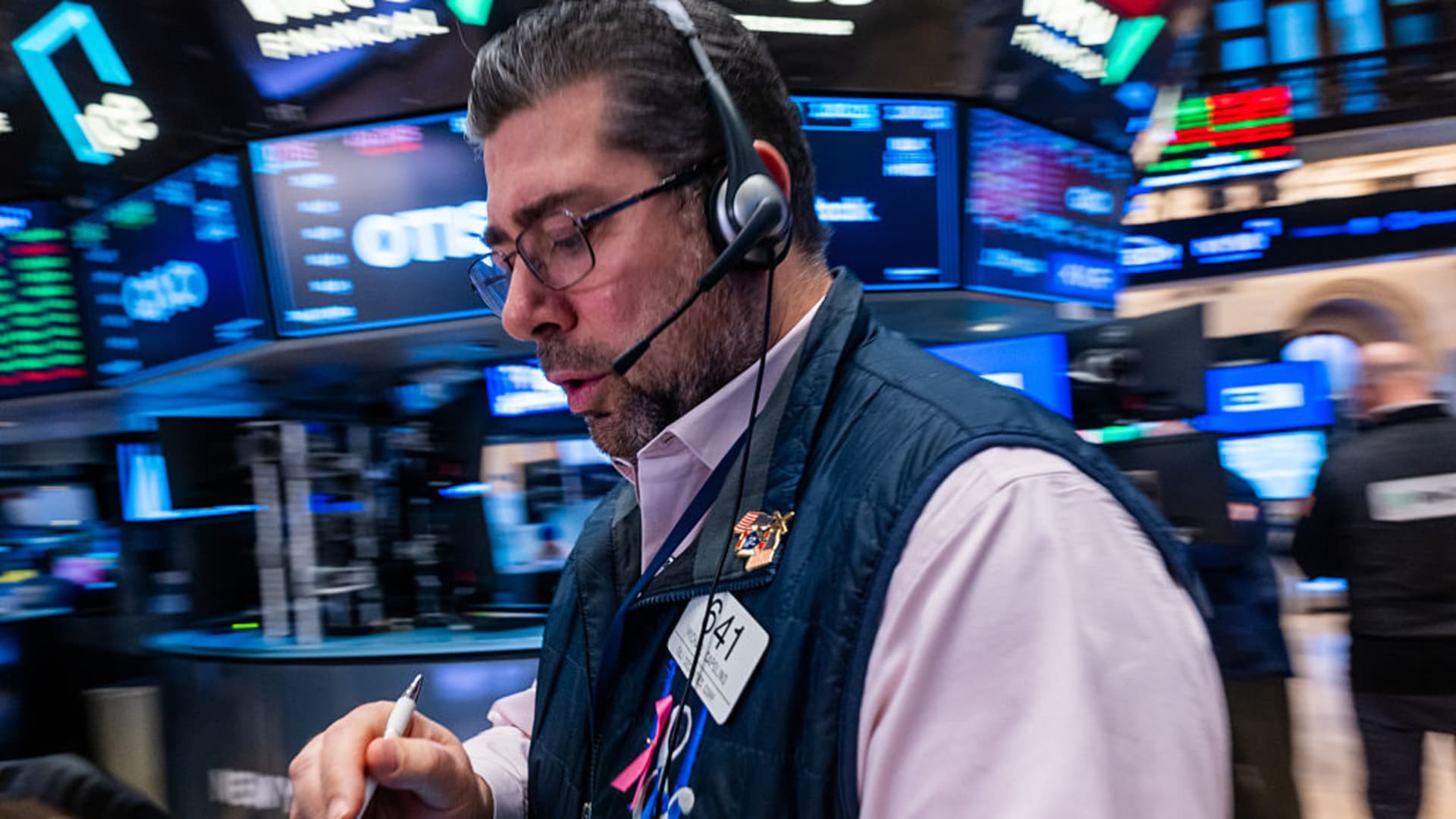 investors weigh new Trump tariffs