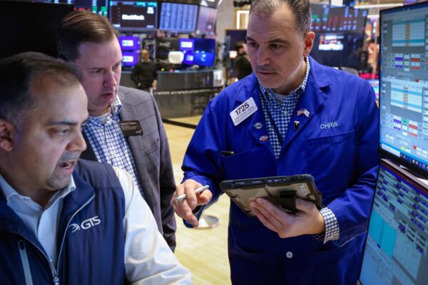 GDP grew way less than expected in Q4. Why many on Wall Street aren’t worried