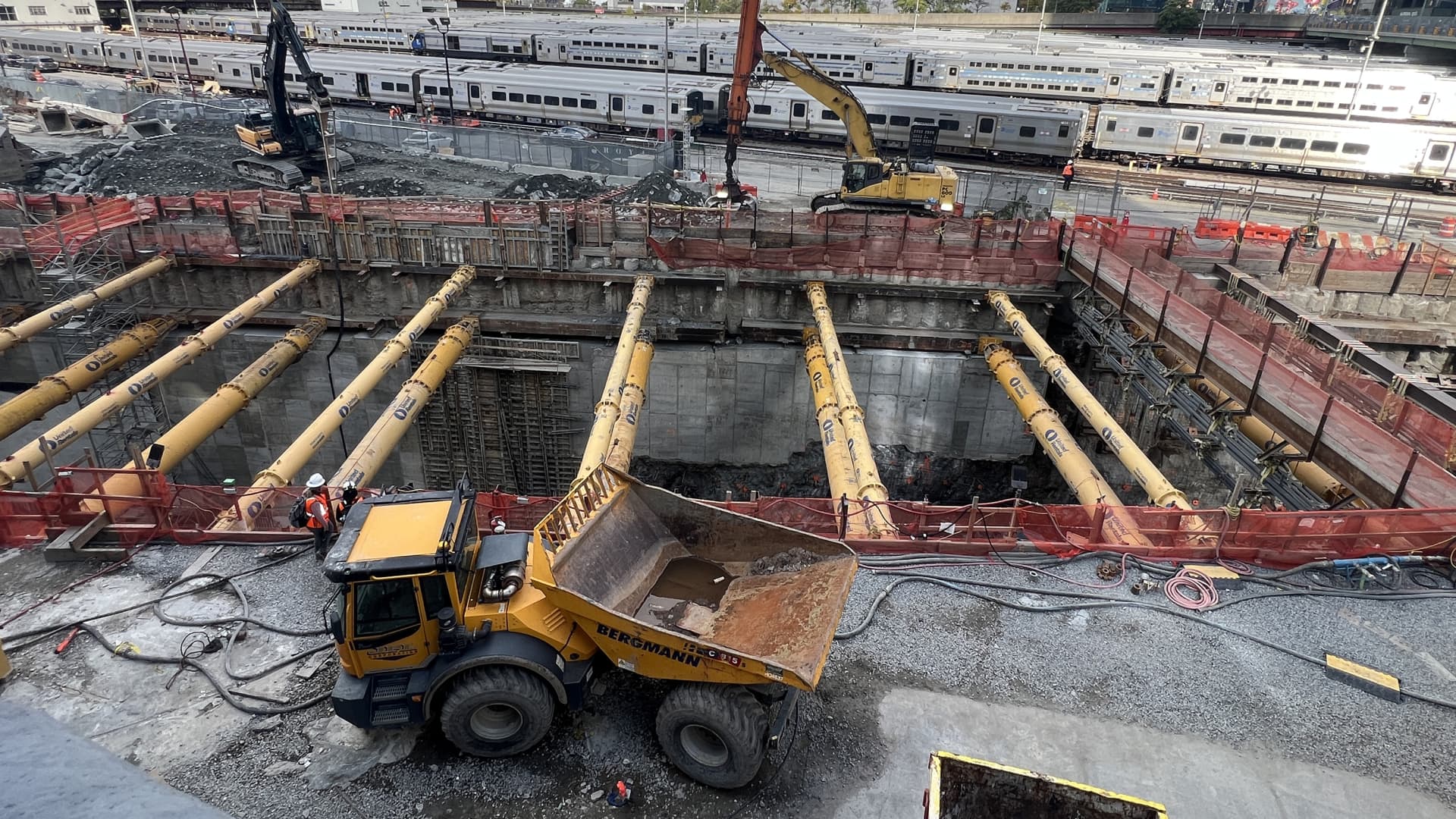 Trump releases overdue funds for NY-NJ Gateway tunnel: Hochul