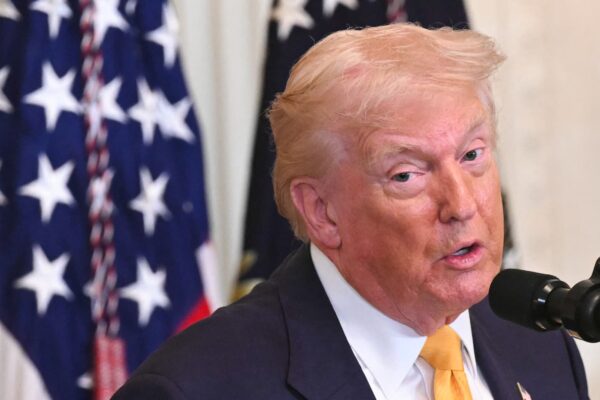 Trump signs order to promote the production of weedkiller hated by MAHA