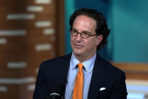 Apartment developer Bozzuto is deploying  billion toward older buildings