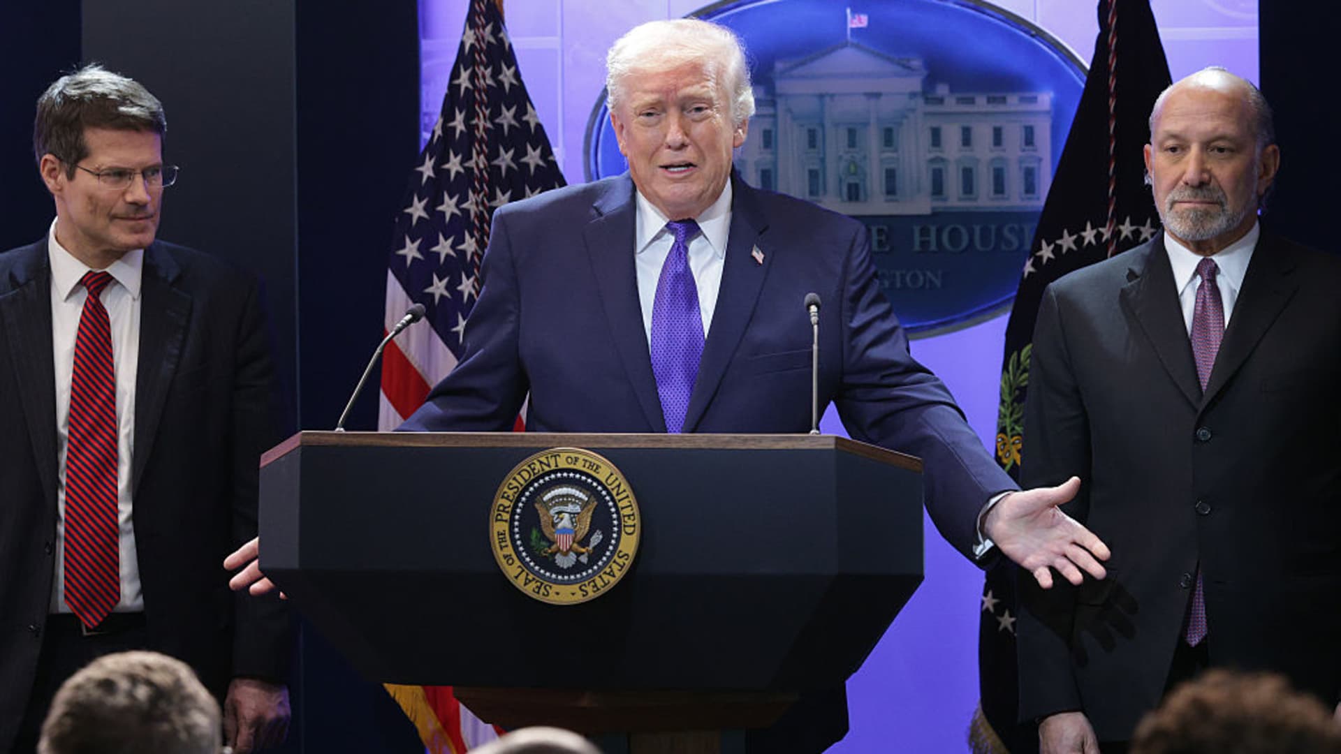 5 things to know before the stock market opens Monday