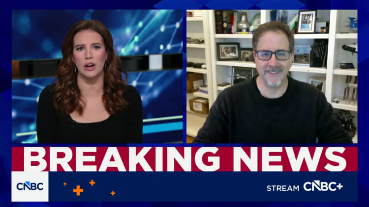 How the Supreme Court’s tariff decision affects Apple