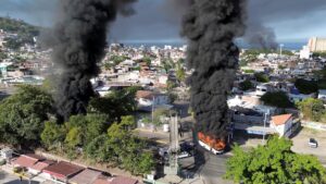 Mexico violence after cartel boss killing hits key cross-border trade