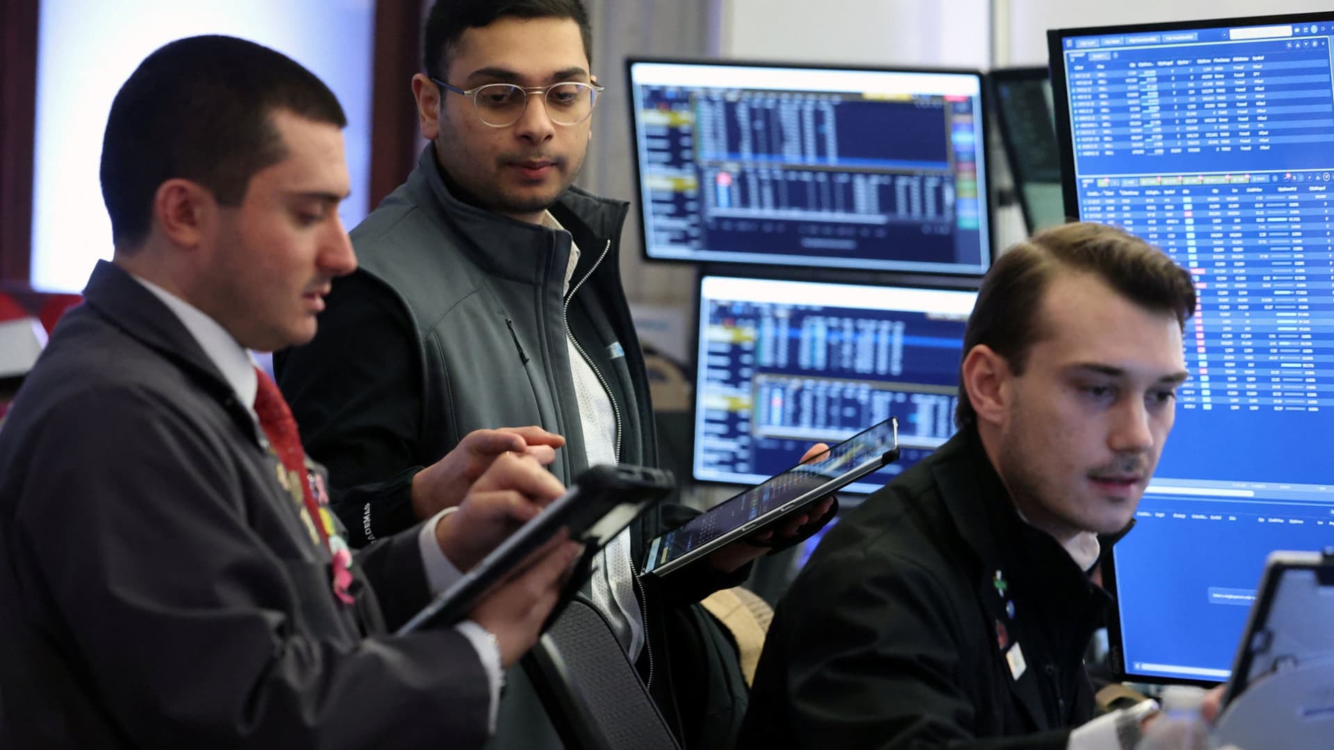 Stock market today: Live updates