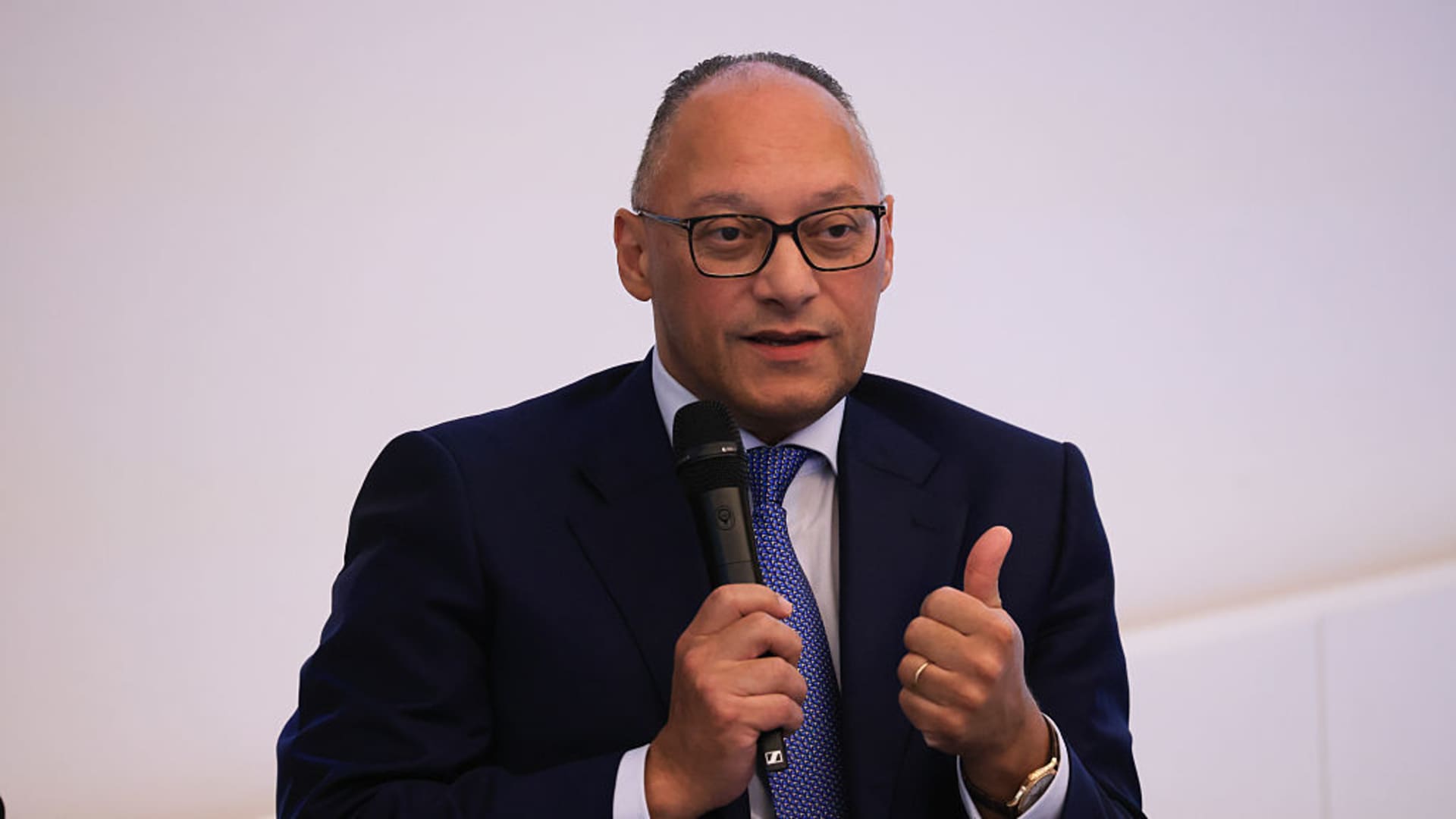 Stoxx 600, FTSE, DAX, CAC, earnings, data