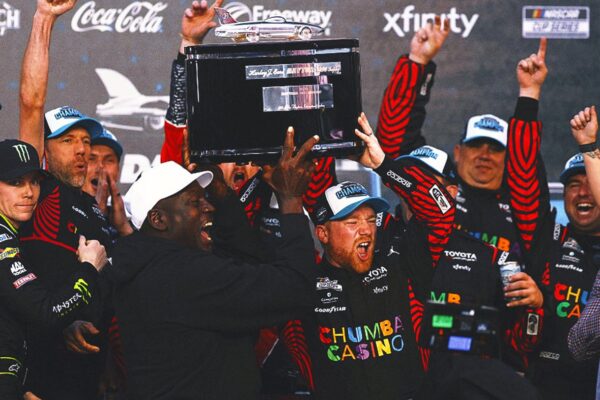 Best Daytona 500 Radio Moments From NASCAR Cup Opener: Radioactive Highlights