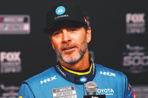 Jimmie Johnson Announces FOX Livestream, In-Car Camera for Mint 400 Race