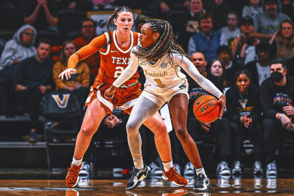 Mikayla Blakes’ 34 Points Help Lift No. 5 Vanderbilt Past No. 4 Texas, 86-70