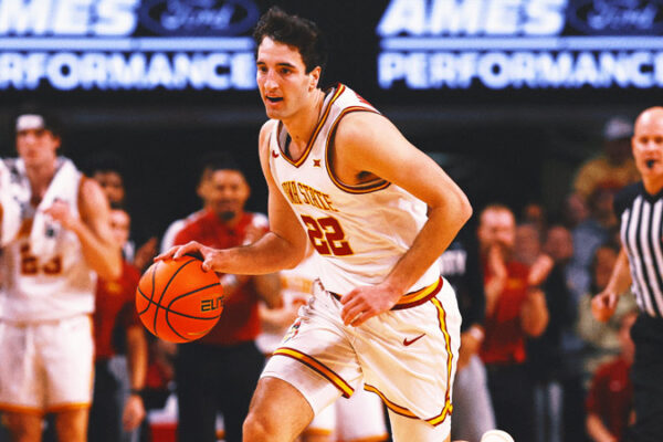 Iowa State Handles Kansas in Ranked, Big 12 Win, Ends Jayhawks’ Winning Streak