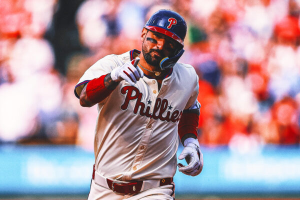 Nick Castellanos Admits To Bringing Beer Into Dugout In Sendoff Letter To Phillies Fans