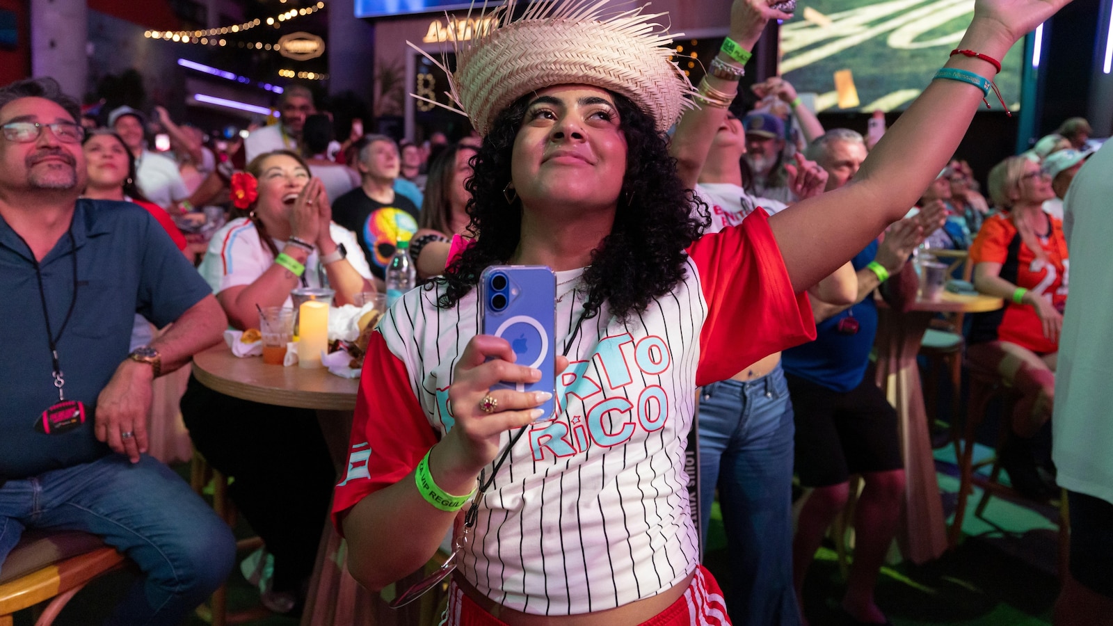 Puerto Rico stops for 13 minutes to applaud history and bask in Bad Bunny’s glow