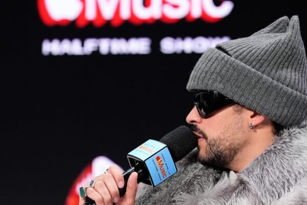 Bad Bunny look-alike contest in San Francisco draws hundreds of fans