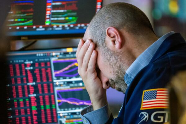 Cramer weighs in on Starbucks’ ‘hack downgrade,’ — and Amazon’s dip